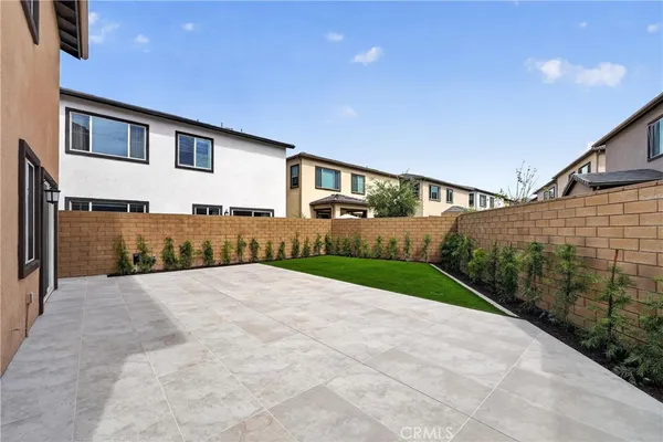 $6,850 | 107 Pansy, Irvine, CA 92618
