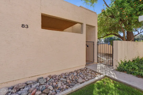 $300,000 | 930 South Dobson Road, Unit 83, Mesa, AZ 85202