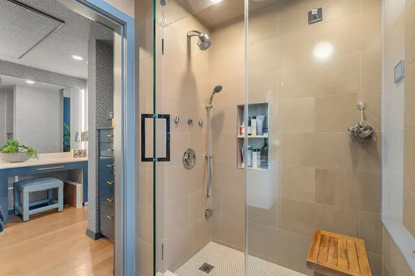 $11,000 | 7 East Springfield Street, Unit PH6, Boston, MA 02118