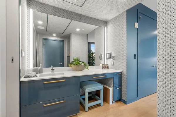 $11,000 | 7 East Springfield Street, Unit PH6, Boston, MA 02118