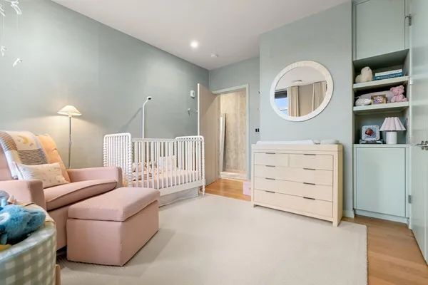 $11,000 | 7 East Springfield Street, Unit PH6, Boston, MA 02118