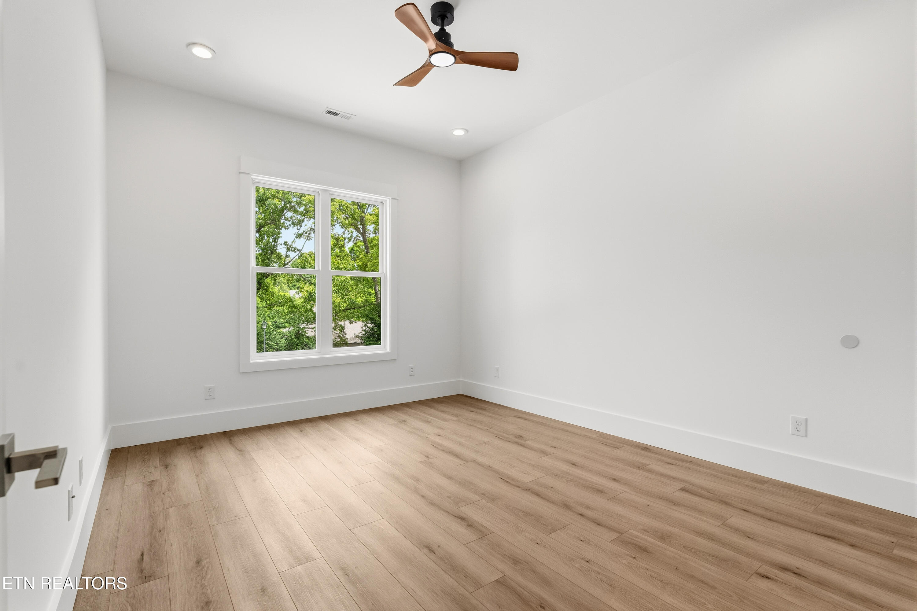 176 Saligugi Way Loudon, TN 37774 - Photo 37 of 55 Bedroom 2