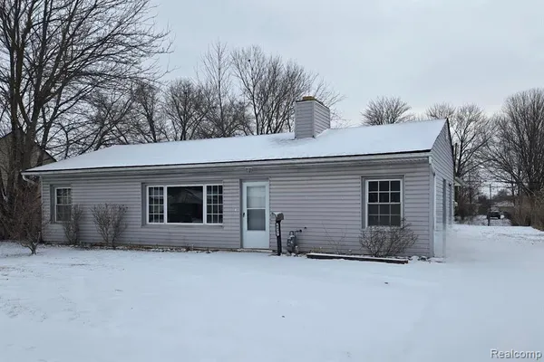 $1,400 | 6927 Janet Street, Taylor, MI 48180
