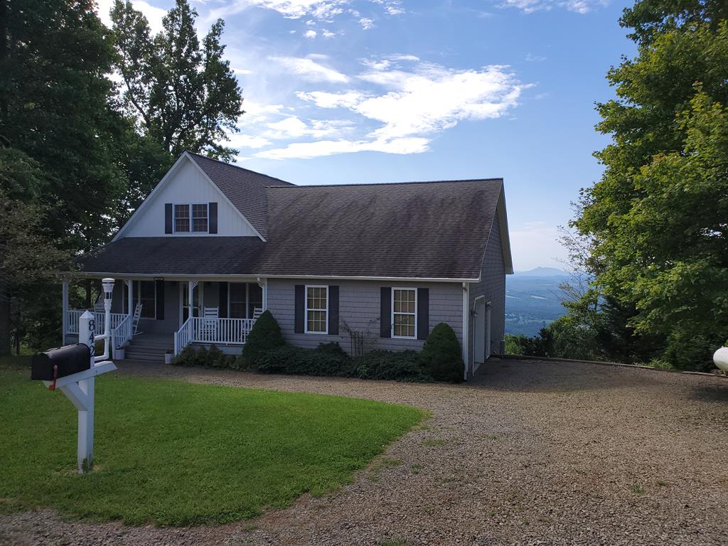 842 Rhododendron Road Hillsville, VA 24343 - Photo 8 of 26 Gallery Image 8