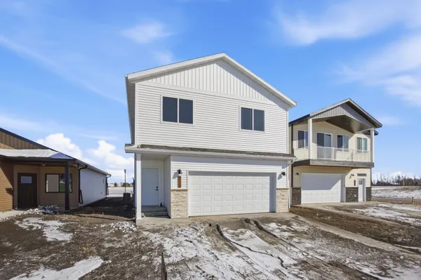 $377,317 | 6719 66th Avenue South, Horace, ND 58047