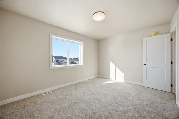 $377,317 | 6719 66th Avenue South, Horace, ND 58047