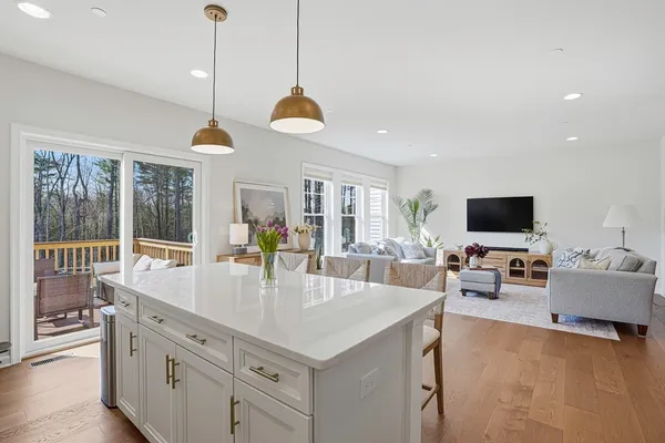 $929,000 | 11 Winslow Lane, Unit 2, North Grafton, MA 01536