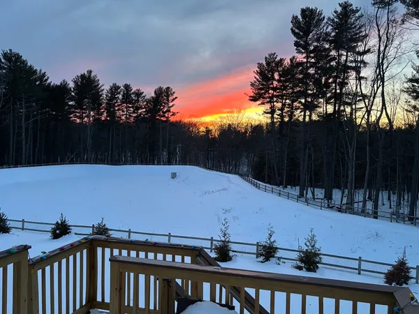 $929,000 | 11 Winslow Lane, Unit 2, North Grafton, MA 01536