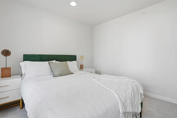 $929,000 | 11 Winslow Lane, Unit 2, North Grafton, MA 01536