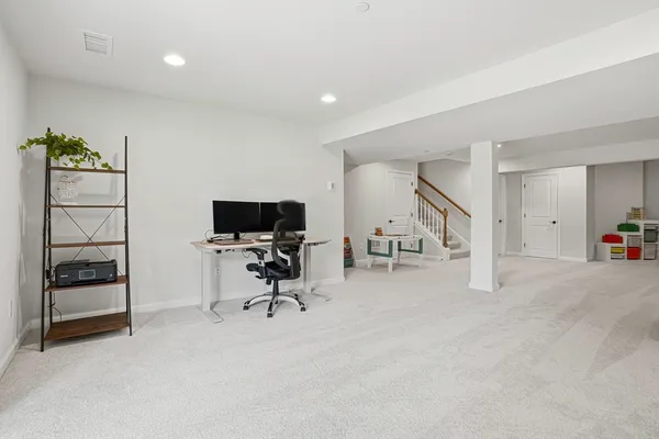 $929,000 | 11 Winslow Lane, Unit 2, North Grafton, MA 01536