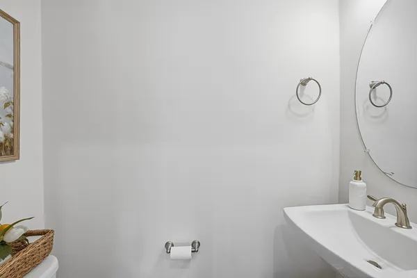 $929,000 | 11 Winslow Lane, Unit 2, North Grafton, MA 01536