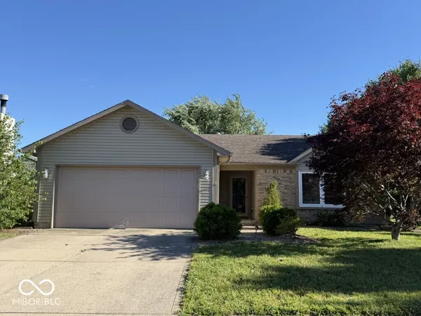 $229,900 | 1921 West Misty Autumn Court, Kokomo, IN 46901