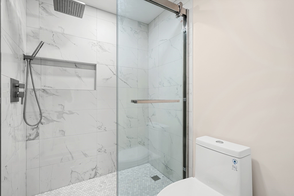 4 Jericho Road, Unit 4C Weston, MA 02493 - Photo 7 of 10