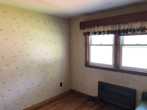 37 Lillian Road Stoughton, MA 02072 - Photo 11 of 28 Gallery Image 11