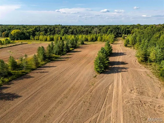 $334,400 | 0 Red Oak Road, High Hill, MO 63350