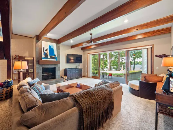 $889,000 | E1280 County Road, Waupaca, WI 54981