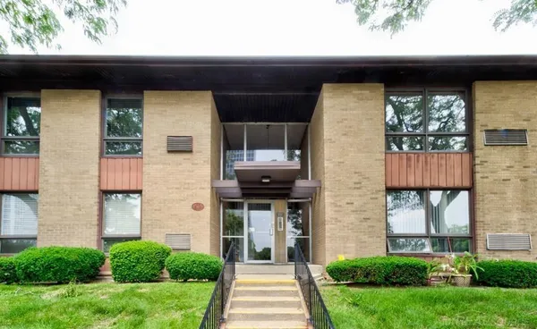 $1,100 | 1565 Cherboneau Place, Unit 60, Detroit, MI 48207