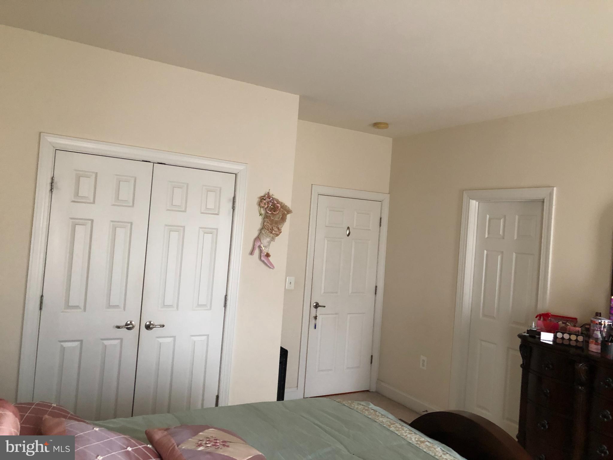 3927 Chantilly Road Chantilly, VA 20151 - Photo 50 of 98 Gallery Image 50