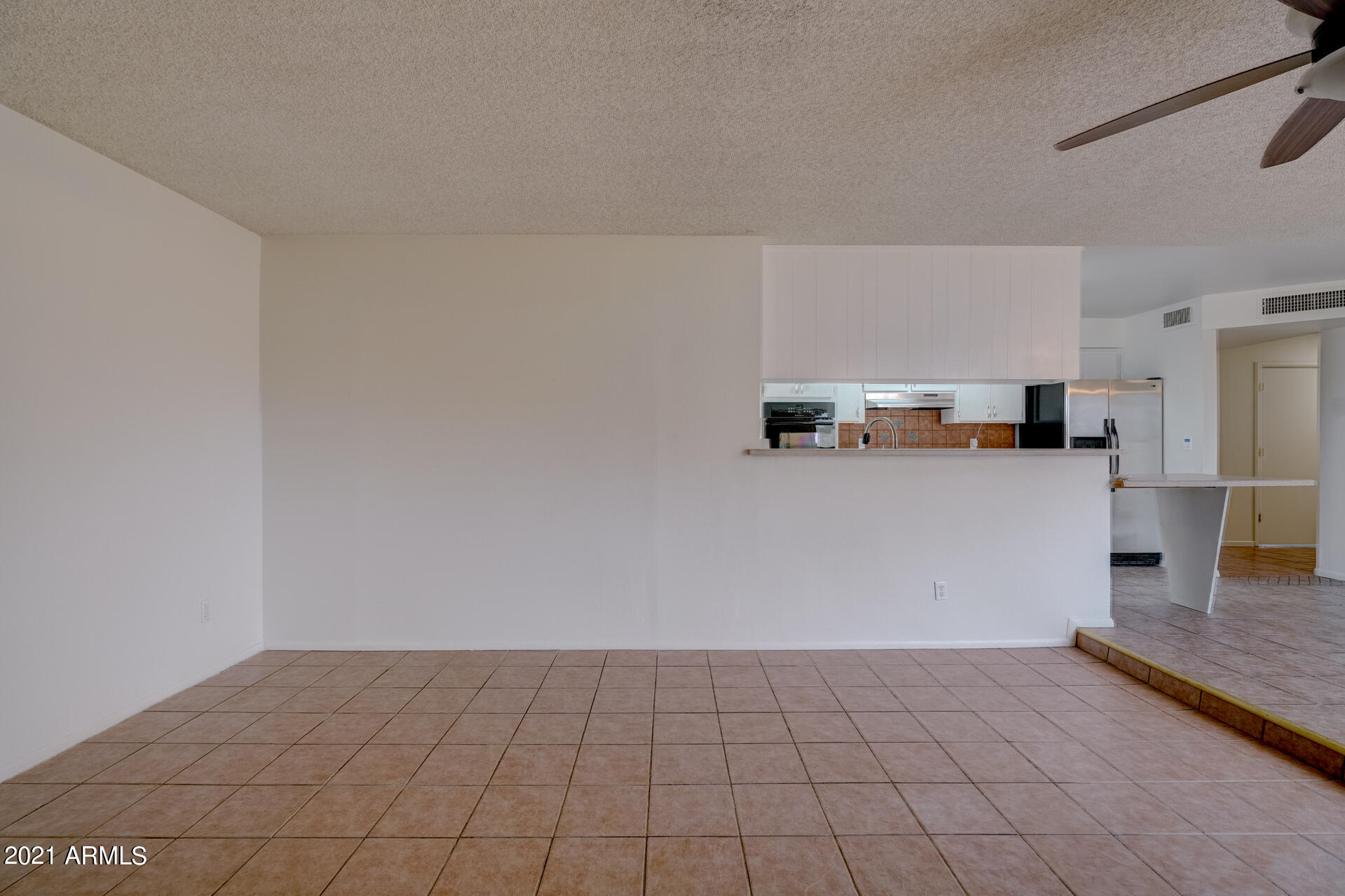 3042 West Redfield Road Phoenix, AZ 85053 - Photo 11 of 22 listing_11