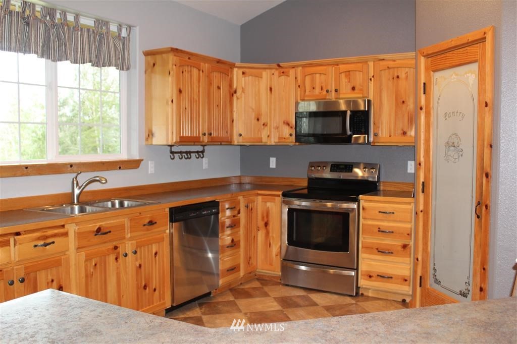 186-49 Allen Road Onalaska, WA 98570 - Photo 7 of 23 Gallery Image 7
