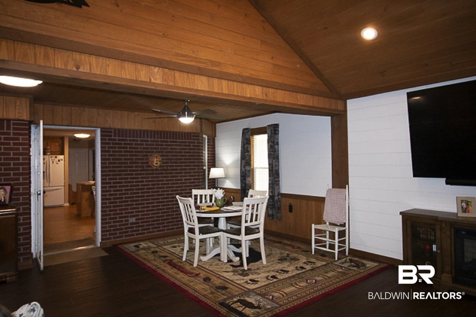 2376 South Palmers Road Uriah, AL 36480 - Photo 10 of 36 Great Room