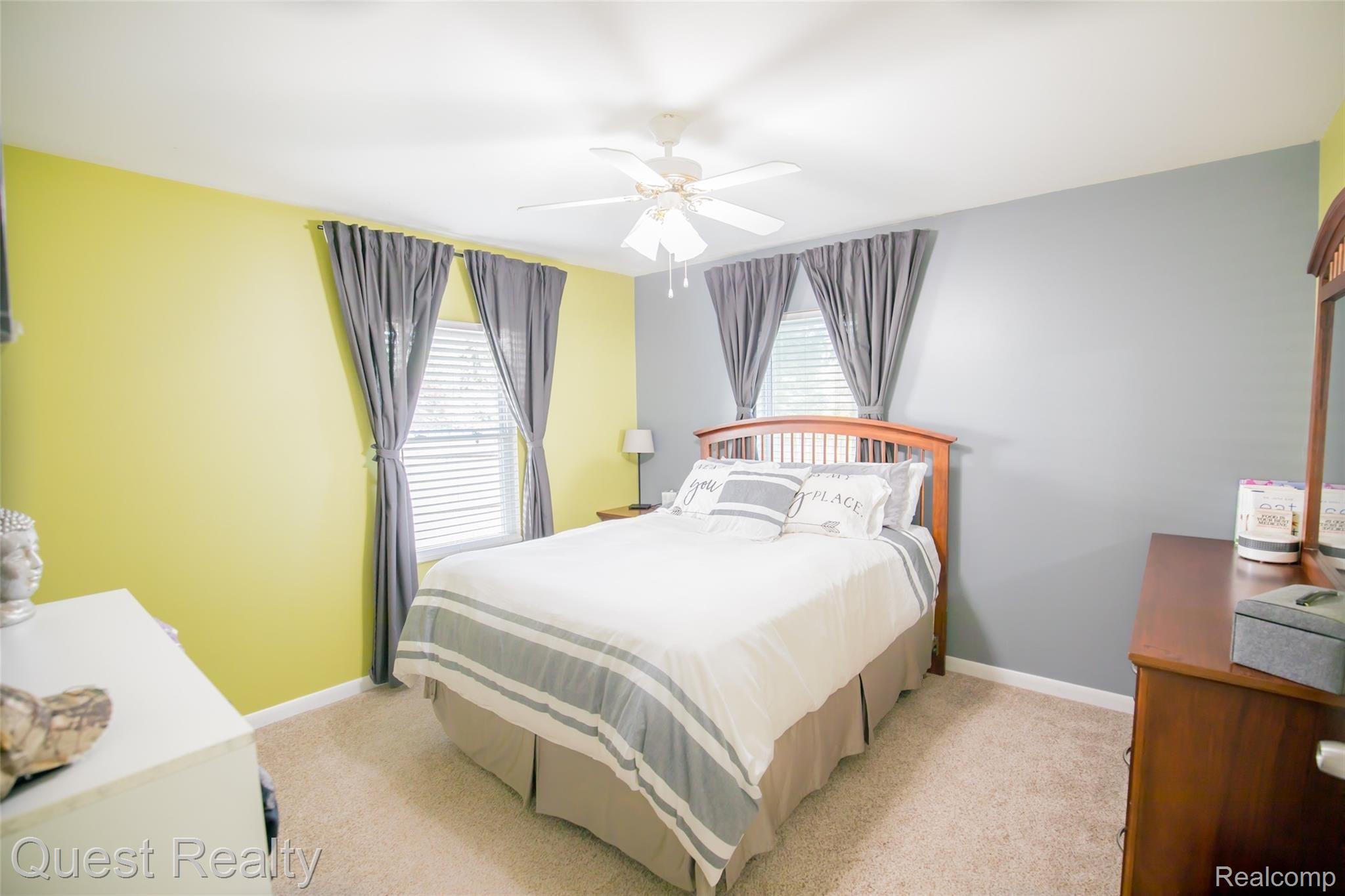 2583 Mann Road Waterford, MI 48329 - Photo 20 of 30 5H7A9236.jpg