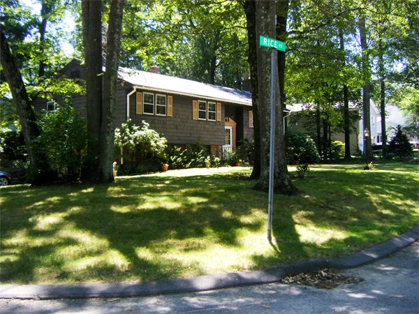 21 Rice Road Maynard, MA 01754 - Photo 17 of 19 Gallery Image 17