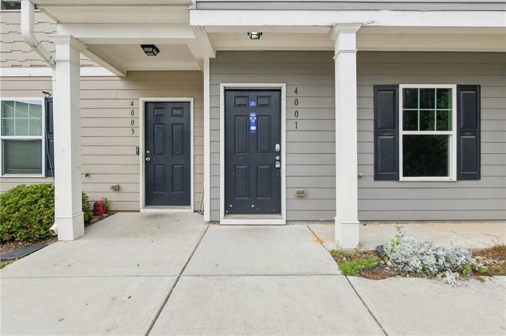 4001 Avalon Road Southwest Atlanta, GA 30331 - Photo 5 of 38