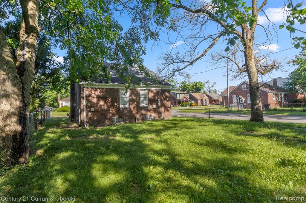 18314 Rutherford Street Detroit, MI 48235 - Photo 25 of 25