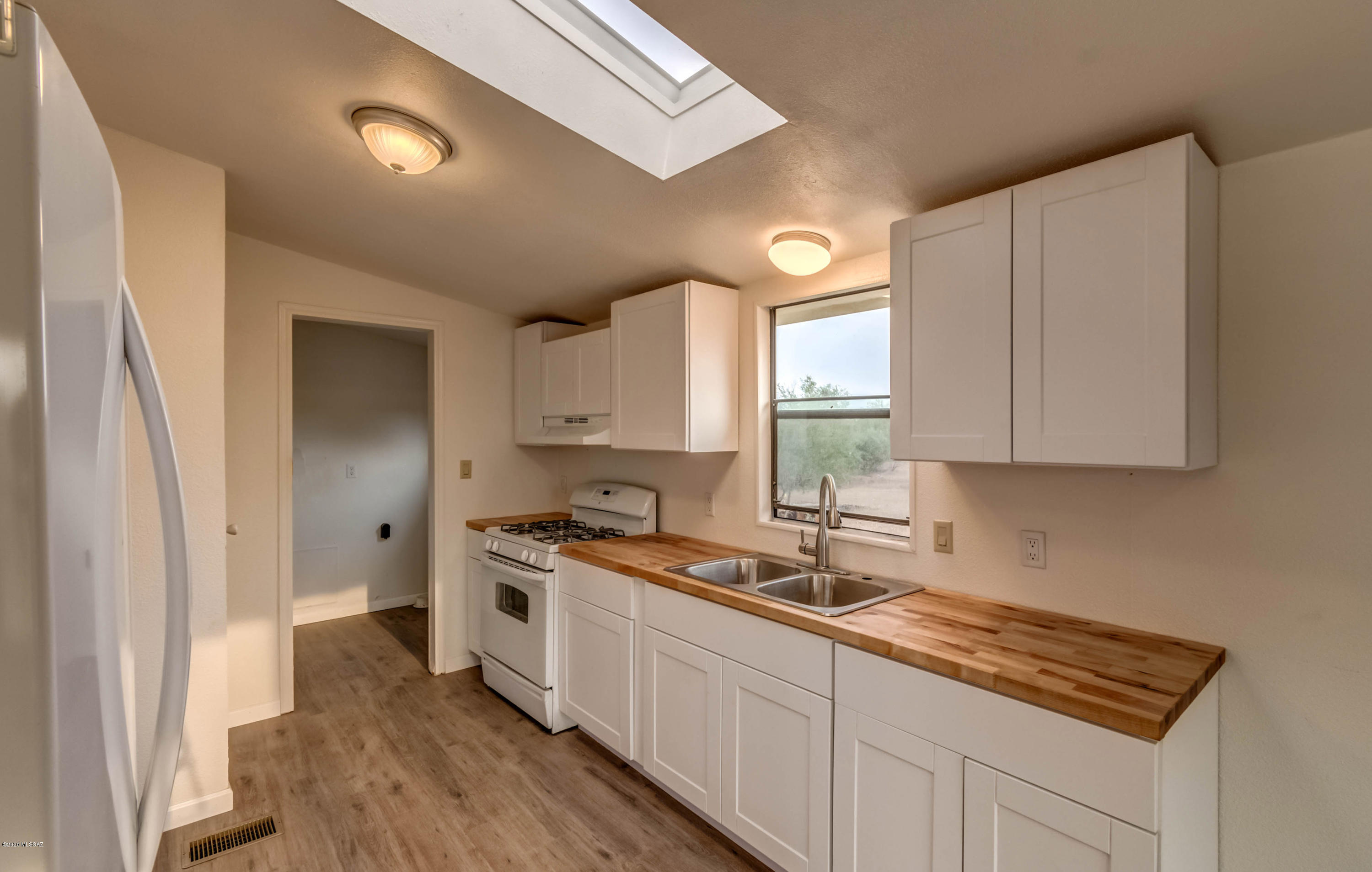 17545 West Bacabi Road Marana, AZ 85653 - Photo 4 of 17 Gallery Image 4