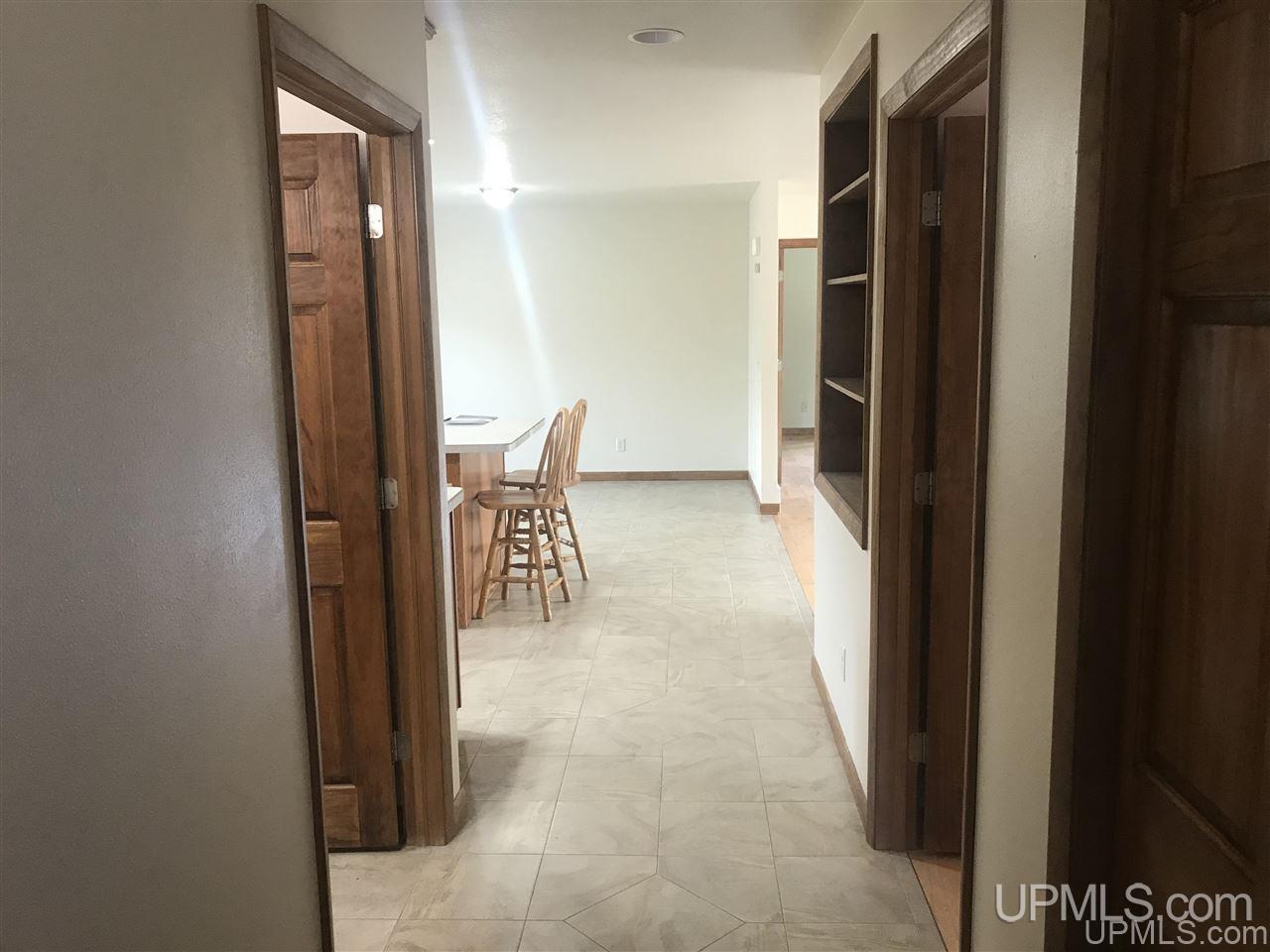 8414 85 Road Gladstone, MI 49837 - Photo 17 of 28 Gallery Image 17