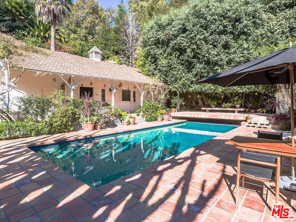 659 East Channel Road Santa Monica, CA 90402 - Photo 12 of 19 Gallery Image 12