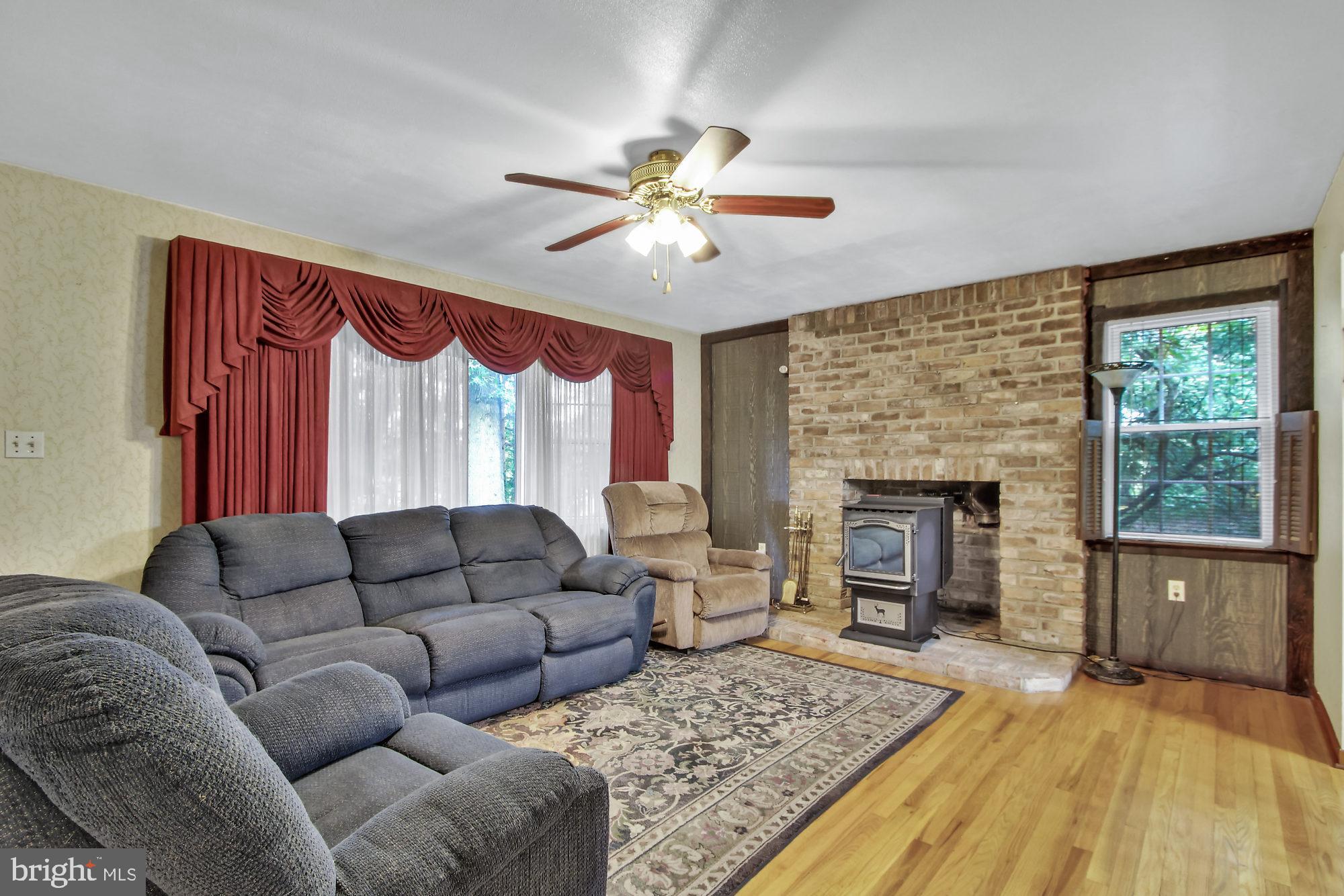 5603 Ambau Road Spring Grove, PA 17362 - Photo 3 of 28 Gallery Image 3