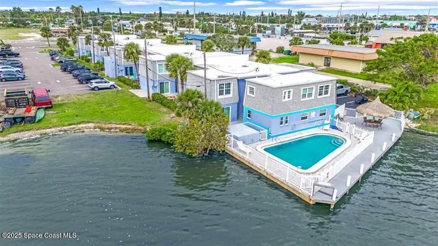 $1,500 | 390 West Cocoa Beach Causeway, Unit 416, Cocoa Beach, FL 32931