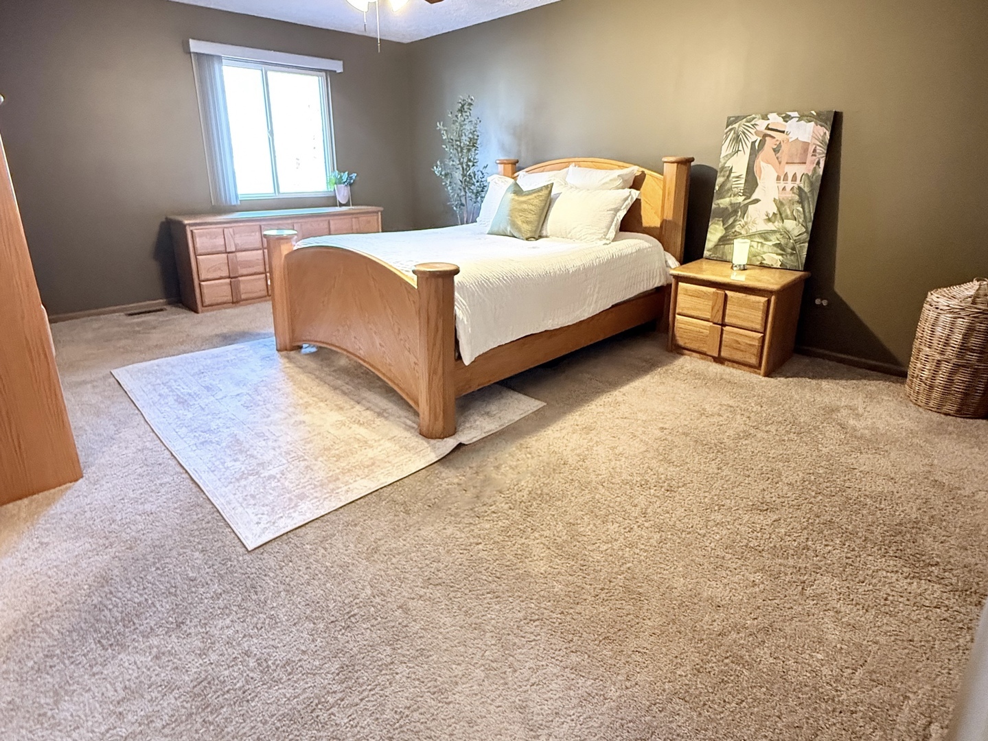 4208 Whitetail Court Joliet, IL 60431 - Photo 17 of 33 a bedroom with a bed and wooden floor