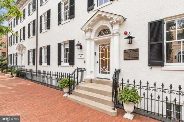 $1,095,000 | 1311 30th Street Northwest, Unit 204, Washington, DC 20007