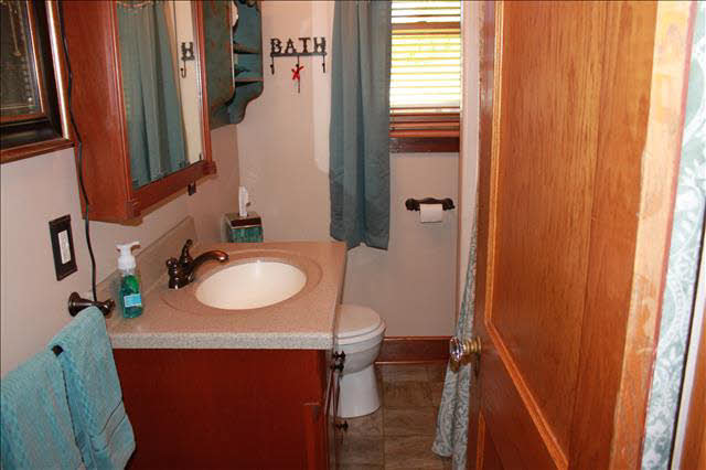 3173 North Custer Road Monroe, MI 48162 - Photo 11 of 25