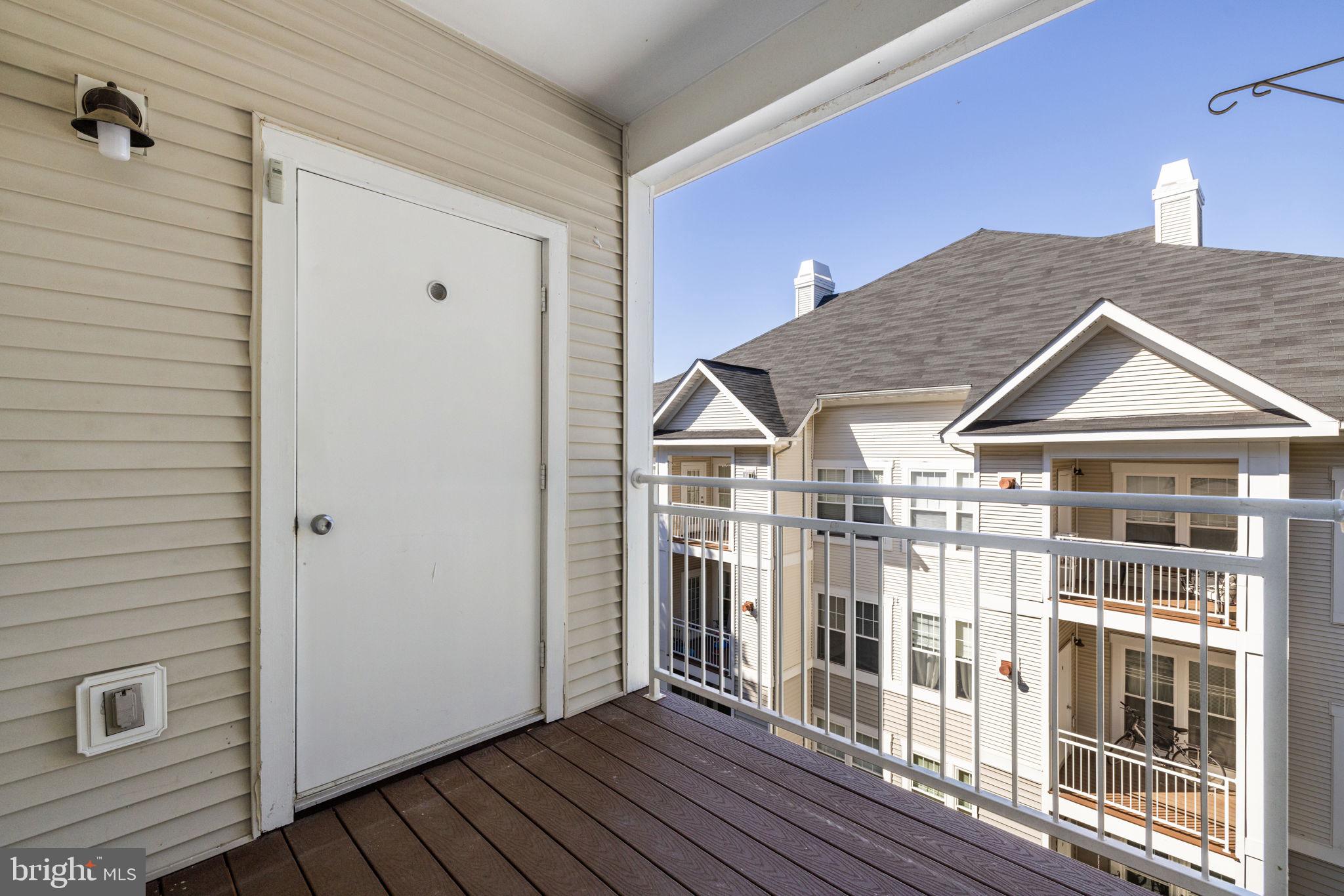 1519 North Point Drive, Unit 302 Reston, VA 20194 - Photo 30 of 33 Balcony with storage