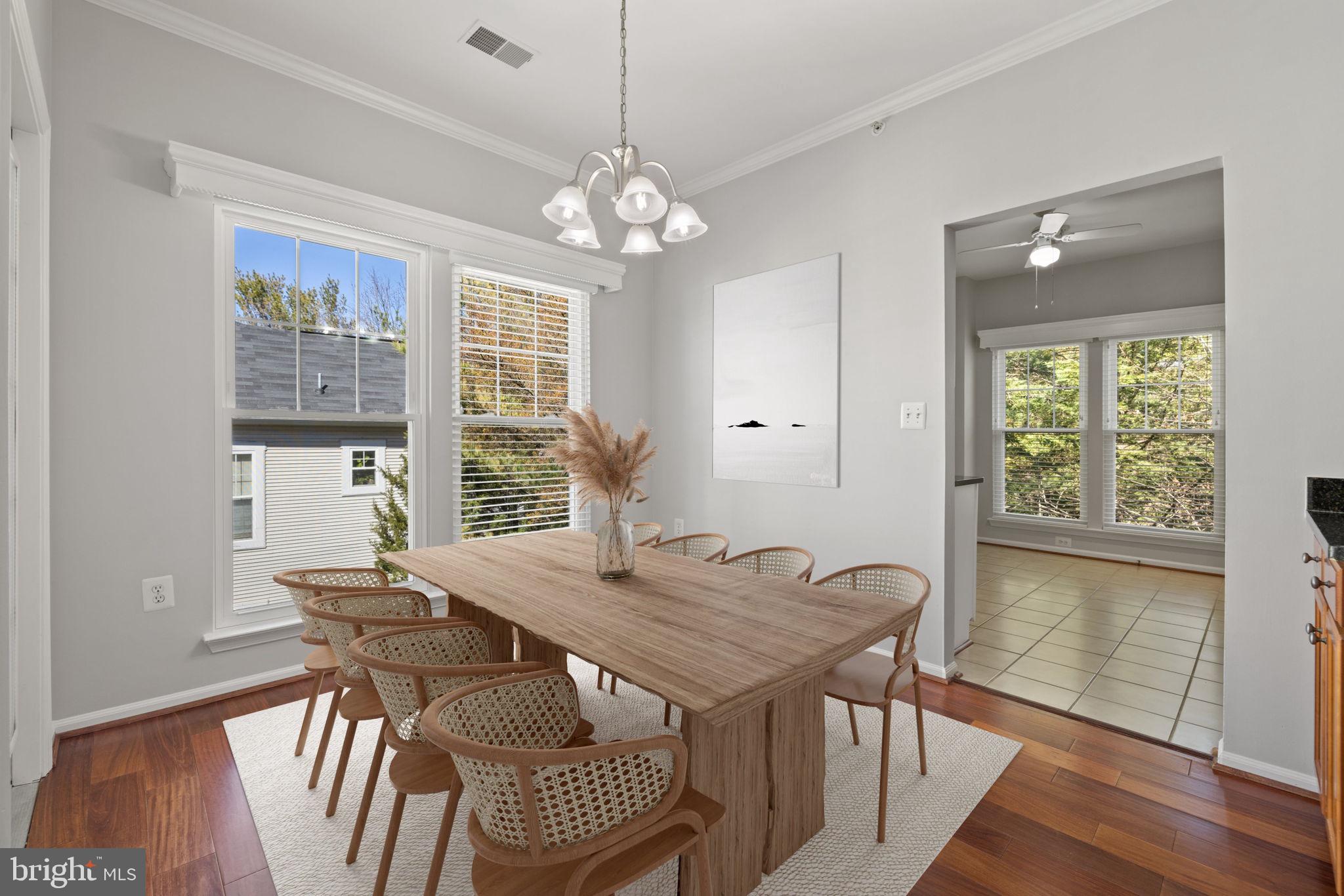 1519 North Point Drive, Unit 302 Reston, VA 20194 - Photo 8 of 33 Dining area