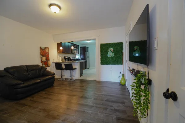 $2,600 | 542 41st Street, Unit 2, Union City, NJ 07087