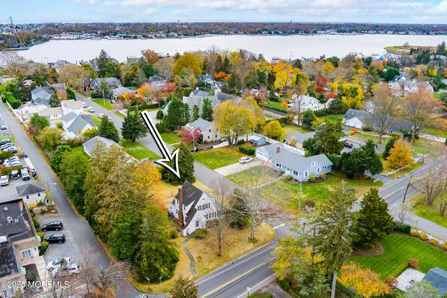 $1,100,000 | 806 Riverview Drive, Brielle, NJ 08730