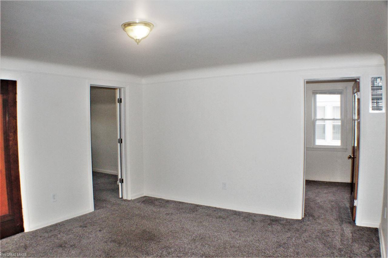 1445 Nottingham Road Grosse Pointe Park, MI 48230 - Photo 8 of 60