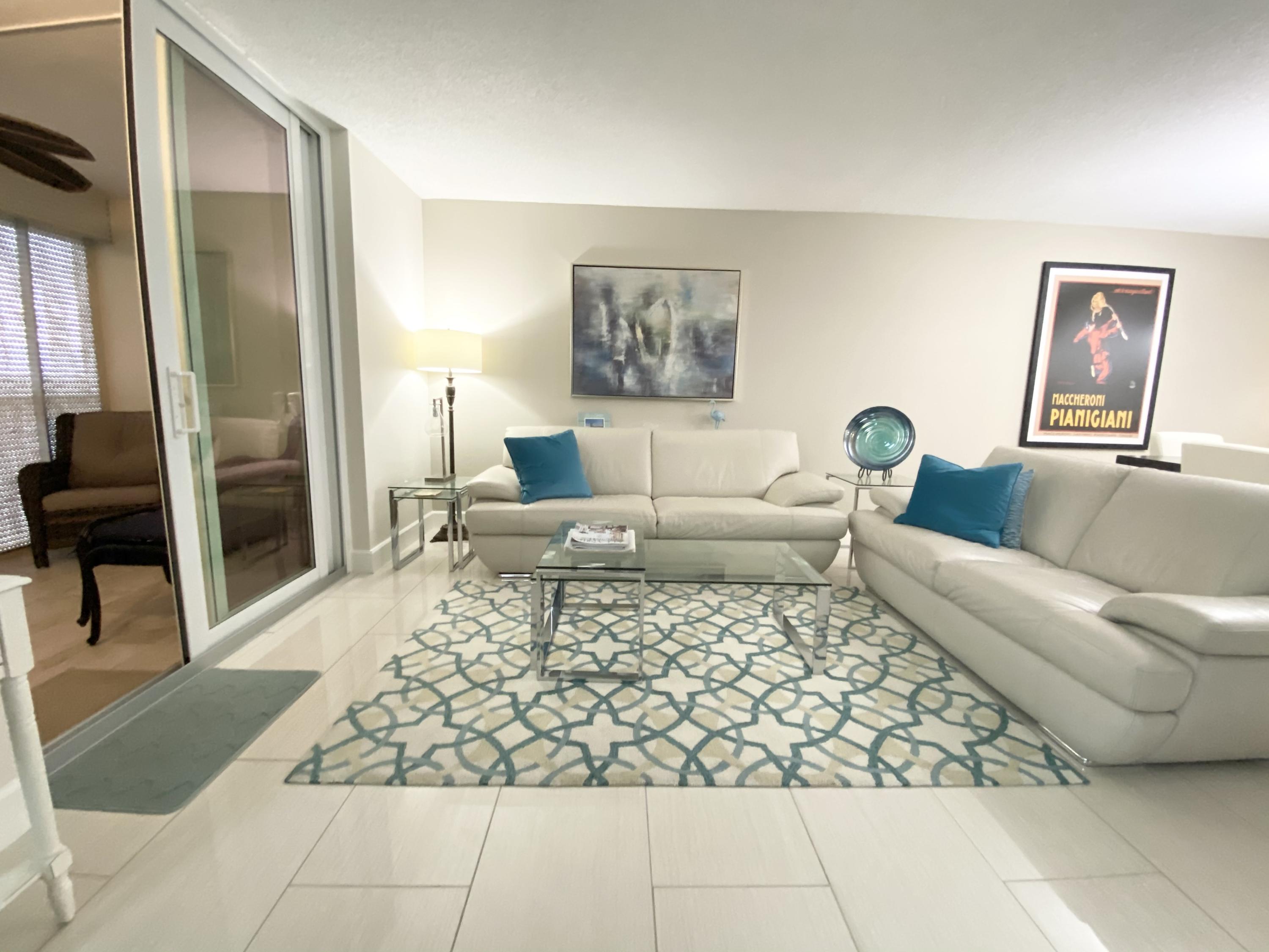 5700 Northwest 2nd Avenue, Unit 702 Boca Raton, FL 33487 - Photo 9 of 28 living room