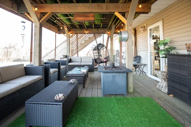 $399,000 | 63 Glebas Road, Plainfield, CT 06374