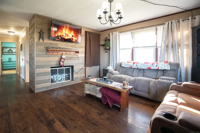 $399,000 | 63 Glebas Road, Plainfield, CT 06374