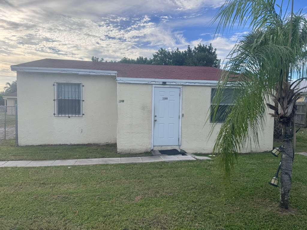 3309 Avenue South Riviera Beach, FL 33404 - Photo 17 of 17 9