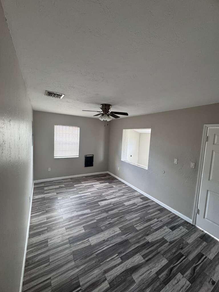 3309 Avenue South Riviera Beach, FL 33404 - Photo 5 of 17 2