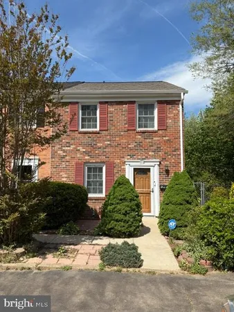 $338,000 | 600 Olde Circle, Fredericksburg, VA 22408