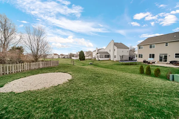 $2,975 | 2155 Greenview Drive, Woodstock, IL 60098