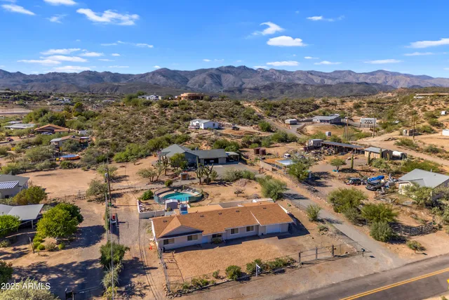 $365,000 | 33300 River Bend Road, Black Canyon City, AZ 85324